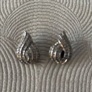 Elegant vintage St. John  Silver Teardrop Earrings